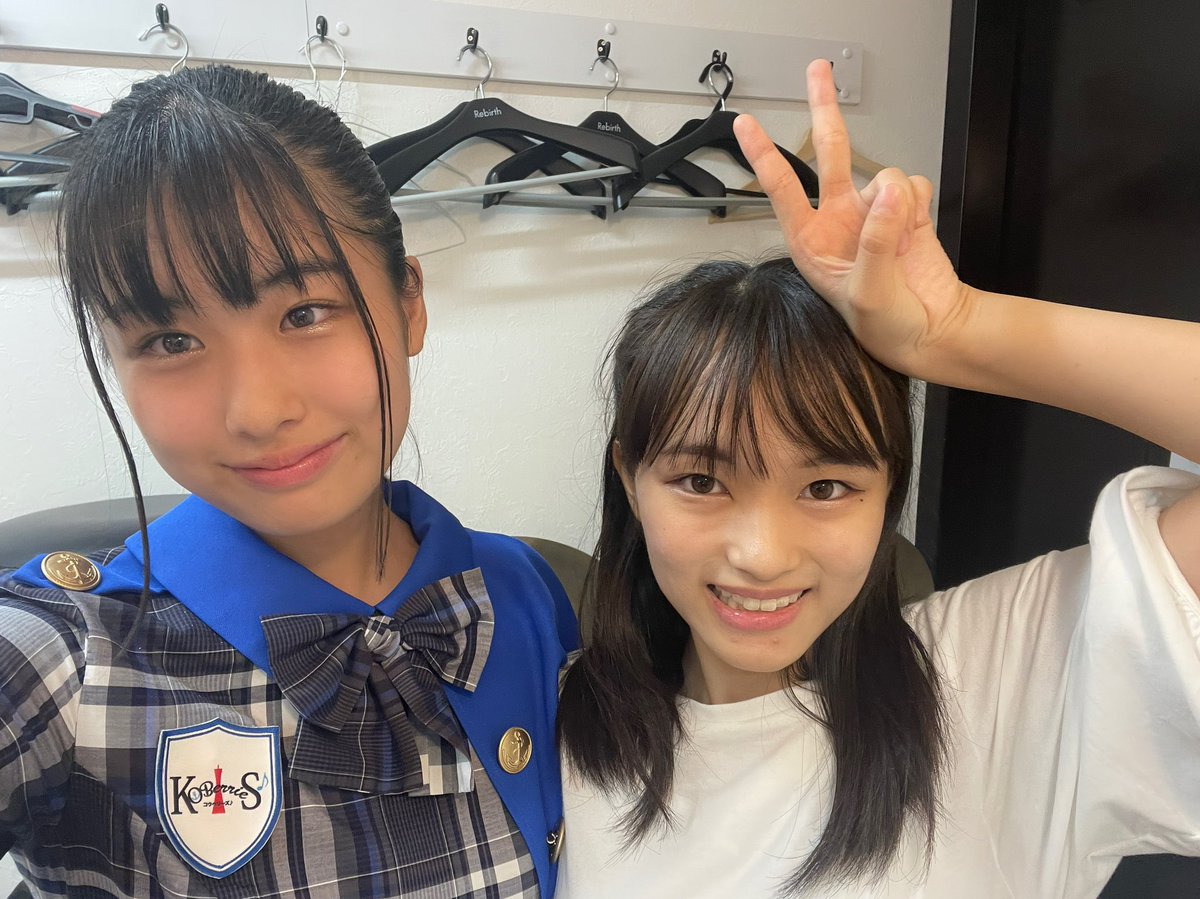 城尾ちゅら(ちゅららん)の画像 KOBerrieS 城尾ちゅら生誕祭『miracle sixteen year』にお越しくださりありがとうございました！改めてお誕生日おめでとう🎂ちゅらのソロダンスがすっごくかっこよくてギャップ萌えでした😳💗そして、ファンの方々から素敵な色紙を頂いてとても嬉しかったです🥲本当にありがとうございました！ #コウベリ https://t.co/ObEKOjkByf