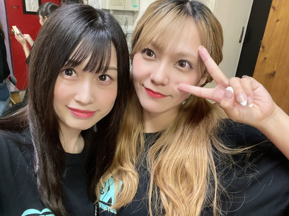 KOBerrieS KOBerrieS♪の10周年ライブ❤️本当にありがとうございました🥰めっちゃ楽しかった〜❤️みんなに会えたの本当に本当にうれしすぎた〜感謝です〜🥹❤️幸せ〜🥹❤️これからもKOBerrieS♪のことを応援してます〜！！！🎉 https://t.co/kypFOKGXQ9