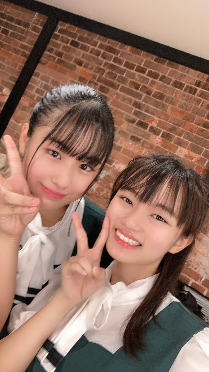 城尾ちゅら(ちゅららん)の画像 KOBerrieS こんにちは～☀️🌱昨日は定期公演にお越しくださり、ありがとうございました！😊💛ニッチローさんそっっくりでしたねぇ！Σ(°д°ﾉ)ﾉ私も久しぶりのステージで、直前ずっと緊張してたんですが、みなみさんに背中しばいてもらってぶっ飛ばしました笑新衣装もすごくお気に入り💛#コウベリ https://t.co/CoB3RnpTPx