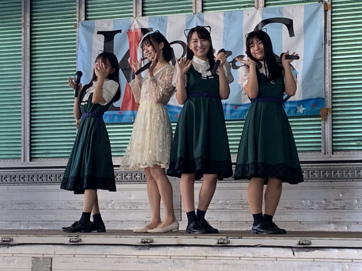 KOBerrieS あまりきれいに撮れてないけど改めて未沙ちゃん誕生日おめでとう🎊 何回改めてんねん笑 どうすればスマホできれいな写真が撮れるんやろ？ 詳しい人教えて🙏 https://t.co/xsARLhLNI3
