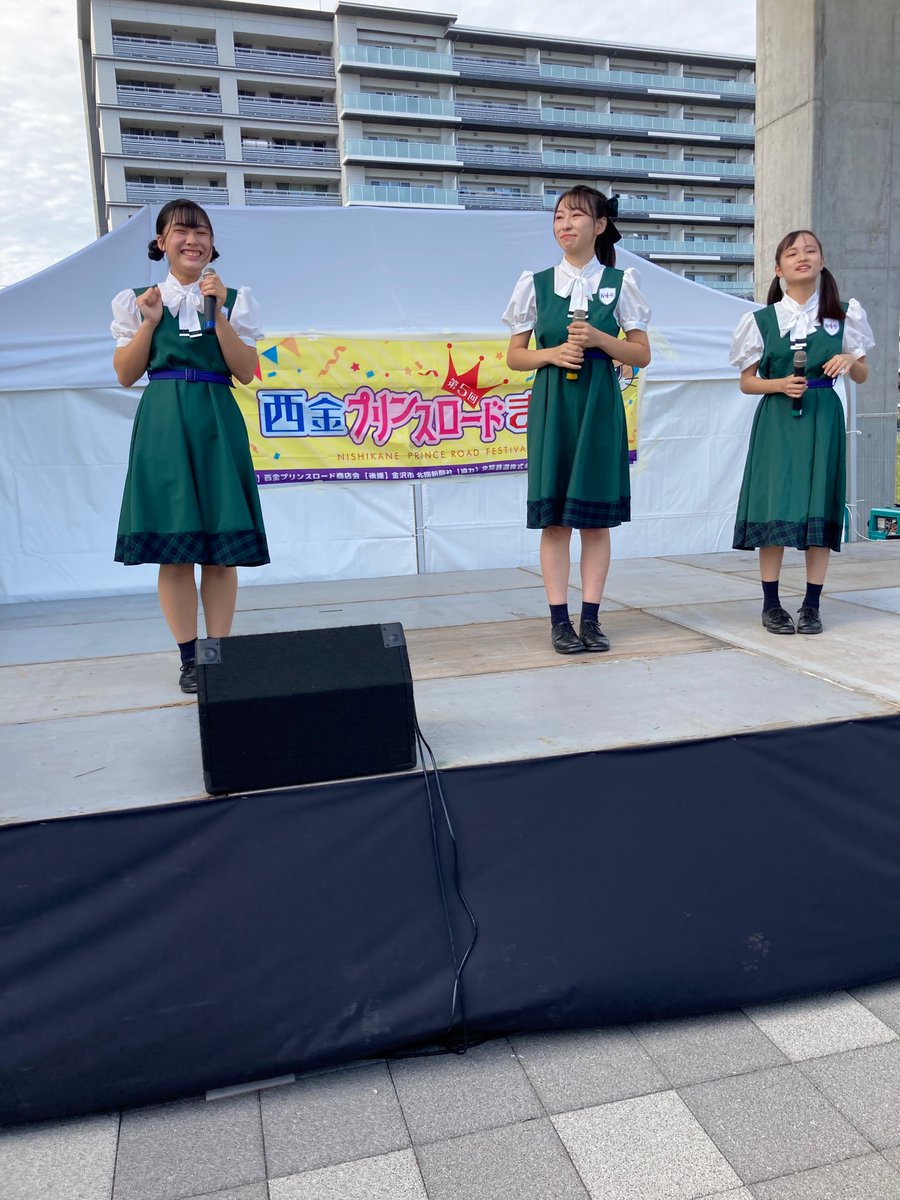 KOBerrieS コウベリーズ金沢に初上陸！前後に出演したアイドルファンの方も一緒に盛り上がっていただきありがとうございます。神戸と金沢は道や鉄道では長距離ですが今日知ってくださったファンの方との距離は身近なものとなればなと思います。 https://t.co/3xtYS0ZSWU