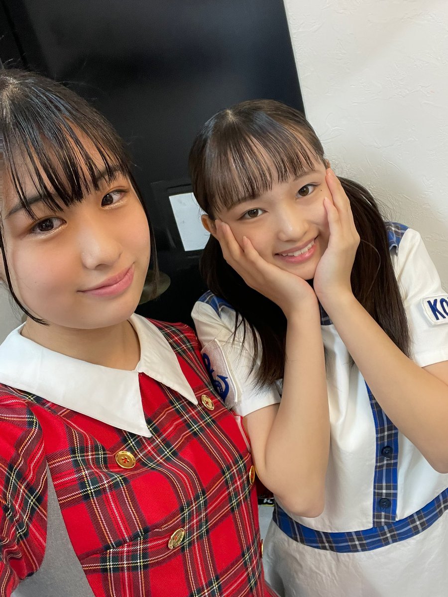 城尾ちゅら(ちゅららん)の画像 KOBerrieS こんばんは！今日も1日お疲れ様です🌷明日から学校でテストが始まります！テスト勉強しないと〜📚前日からこんなこと言ってたらだいぶ手遅れな気がするんですけど頑張ります🤓(内容と写真が関係なさすぎますよね笑でも、この可愛いちゅらの写真を皆さんに見ていただきたいです😳💛)#コウベリ https://t.co/MvTsqfH8HN