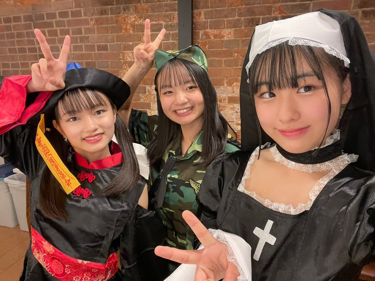城尾ちゅら(ちゅららん)の画像 KOBerrieS 昨日は定期公演『Gather  Locally vol.2』にお越しくださりありがとうございました！新メンバーでりんちゅらと同じ12期生のまこがデビューしました💚これからはメンバー5人で頑張るので応援よろしくお願いします！！そしてハロウィンSPではシスターの仮装をしました🎃 めちゃ可愛い🥰#コウベリ https://t.co/SeS8ZaqJKS