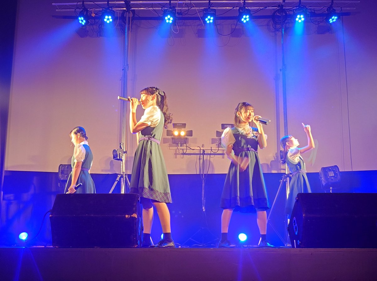 KOBerrieS SHUNAN OrbitのKOBerrieS♪さん。スマホカメラの限界…#コウベリ https://t.co/jp5l9c5zQT