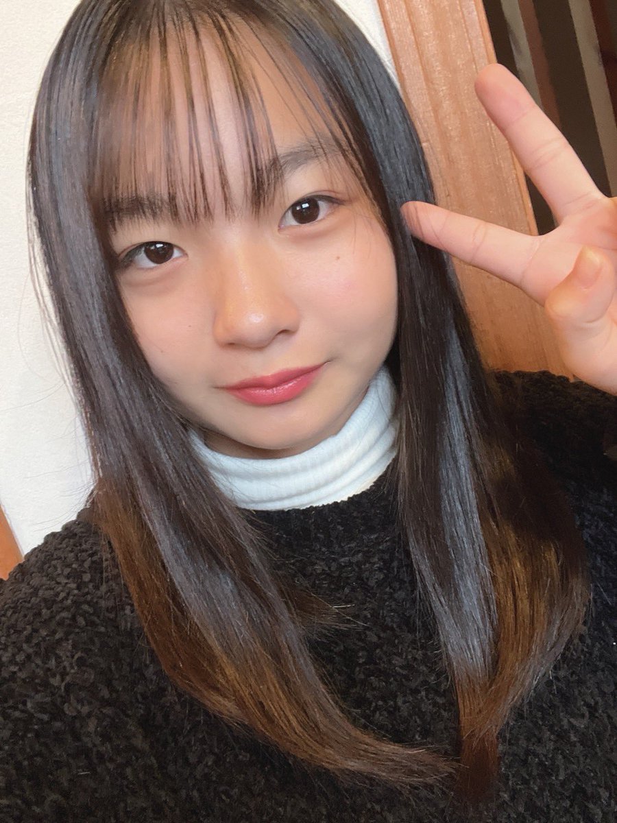 KOBerrieS こんばんは🌙今日から1週間私のことを知ってもらうために問題をツイートします！！🤗もし、よければコメントしてください📝第1問(ジャージャン)私はサッカー部のマネージャーをしていたんですけど、リフティング何回できるでしょうか??#コウベリ https://t.co/jXnINxZWc0