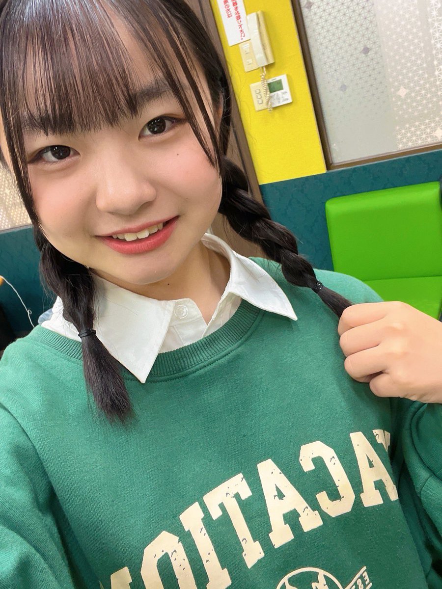 KOBerrieS 今日は『12期生企画ライブ in カラオケ歌居屋』にお越しくださりありがとうございます！💕ファンの方ともいつもよりたくさん話せてとても楽しかったです♪#コウベリ https://t.co/O7kfQLafK0