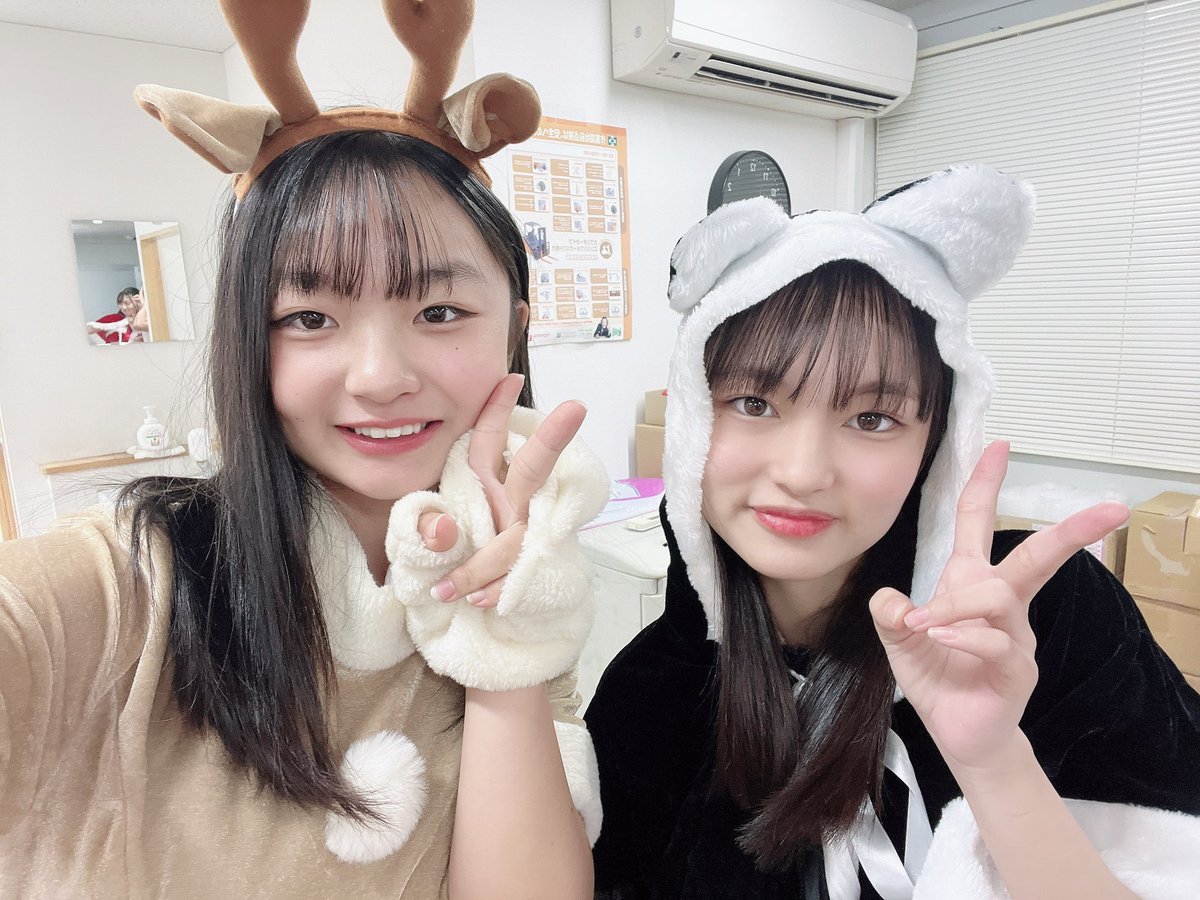 城尾ちゅら(ちゅららん)の画像 KOBerrieS こんばんは！今日はジェイカスpresents『コウベリ冬まつり』にお越しくださりありがとうございます！私は初めてファンの方と花火をしました♪なかなか火がつかなかったんですけどファンの方たちと花火をいっぱいすることができ楽しかったです！！#コウベリ https://t.co/pV4IHYtTxY