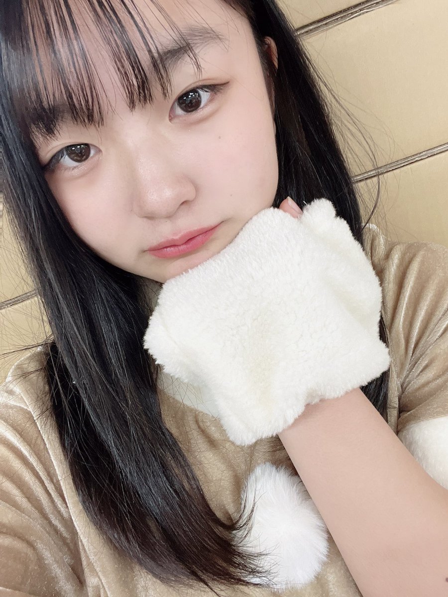 稲村真琴(まこ)の画像 KOBerrieS こんばんは！今日はとても寒かったです🥶今日はイベントでクリスマスとゆうことでトナカイの格好をしました！🦌クリスマスといえばサンタさんなんですけどトナカイも大切なメンバーなので、トナカイを選びました😝寒くて鼻が真っ赤🥸今日は写真盛れたのでみてください！👀💚#コウベリ https://t.co/V3npNmhxpZ