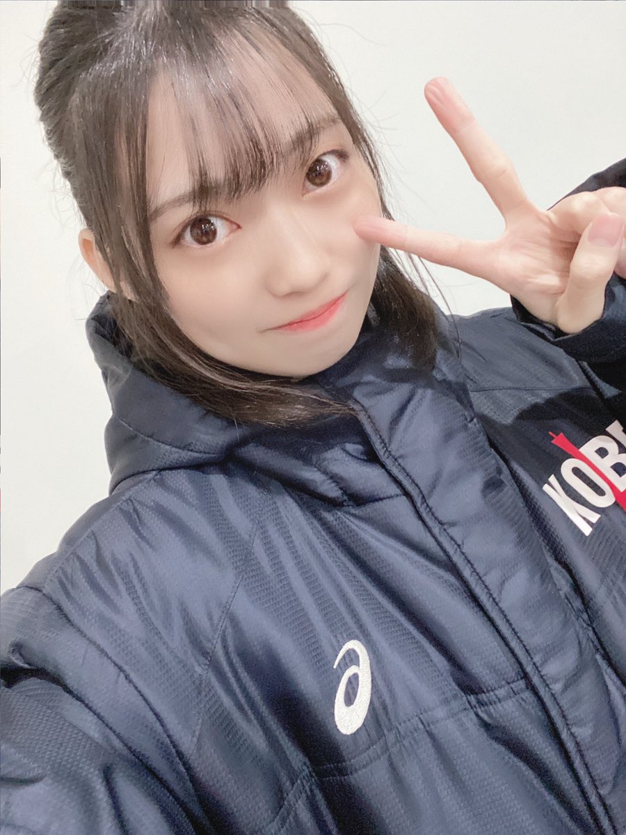 廣瀬未沙(みーちゃん)の画像 KOBerrieS おはよ🤍本日から後期がスタートします、（実習で座学は今までなかったので）実習の時の方が朝早かったししんどかったはずなのに座ってるより動いてる方が楽なのでちょっぴり学校行くのが憂鬱です🙄頑張って来ます💪#コウベリ https://t.co/perGYMqLZr