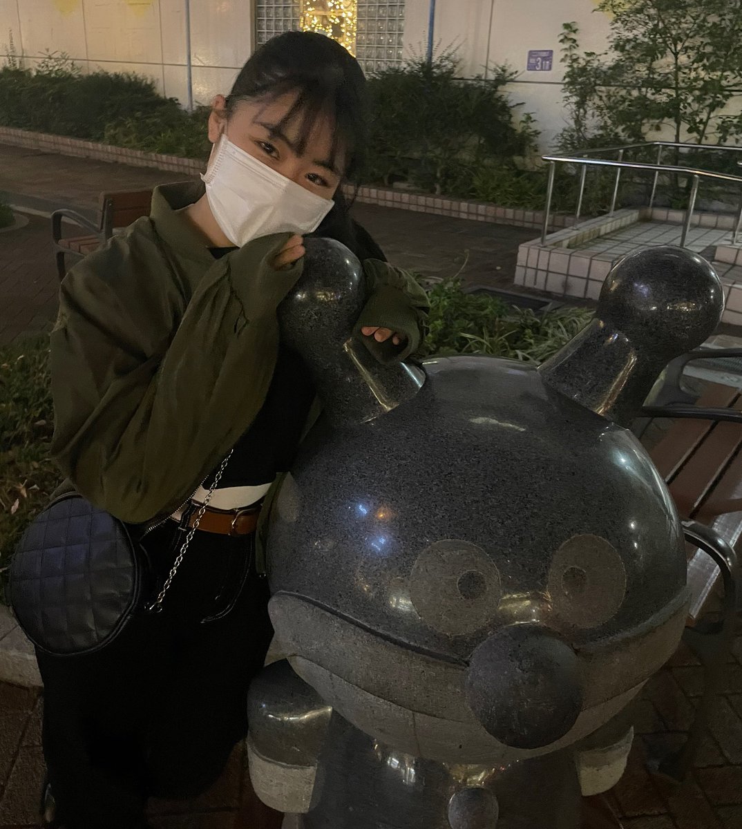 KOBerrieS こんばんは！！今日も1日お疲れ様です🫧先週の土曜日にちゅらと一緒に遊びに行きました💜💛三ノ宮でお昼ご飯食べて、色んなお店見て、次はクレープ目当てでumieまで歩いて久しぶりにちゅらとゆっくり話せた日でした🥰めちゃめちゃ楽しくてずっと笑ってた😂またどっか行きたいね〜💛#コウベリ https://t.co/1reFuO86NS