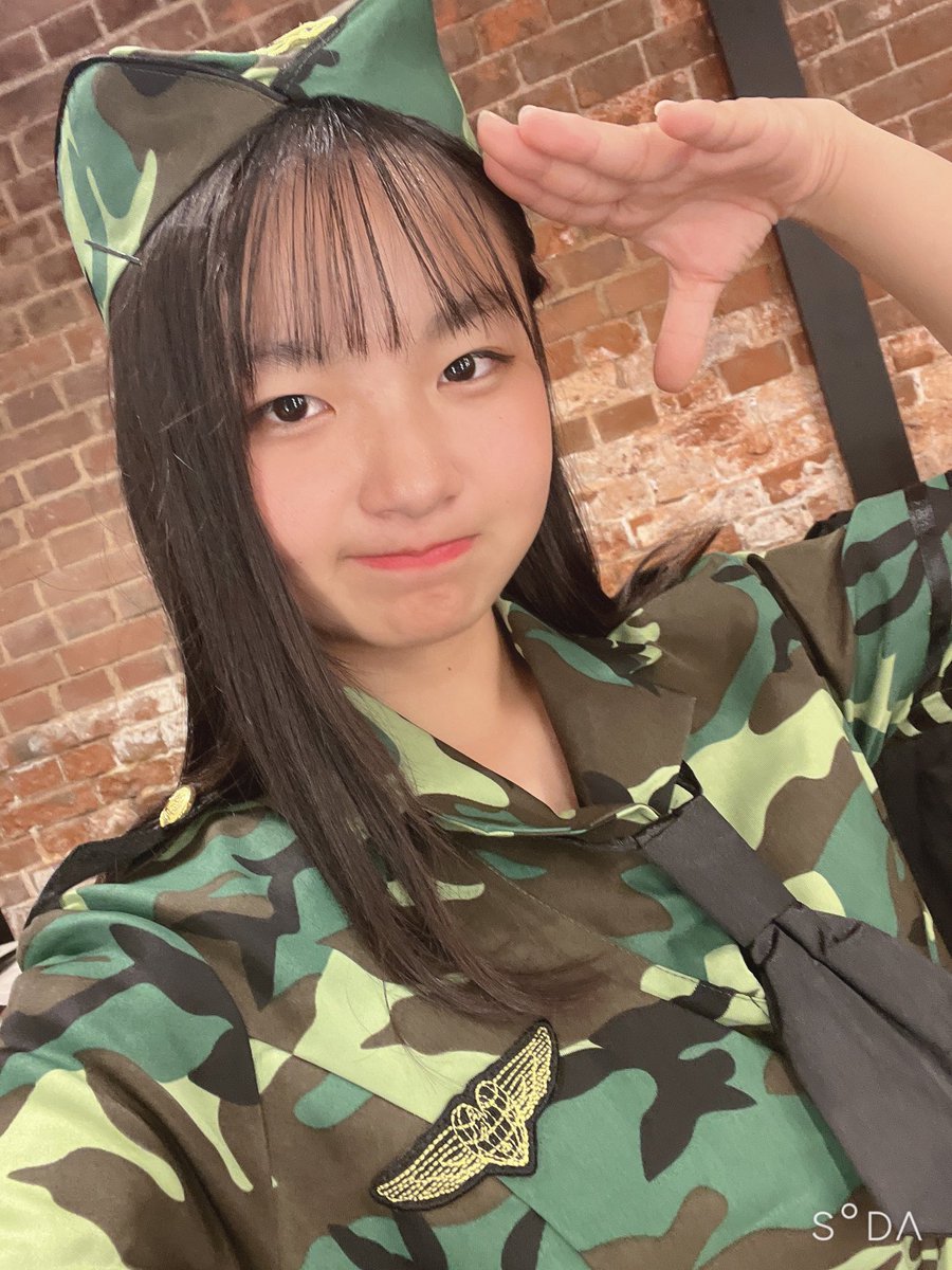 KOBerrieS こんにちはー！今日もお疲れ様です！！実は今日でTwitterを初めて1ヶ月になります🎉フォローしてくださりありがとうございます♪もっと自分を表せれる文を投稿できるよう頑張っていきます！！💪#コウベリ https://t.co/2AKH71LhDH