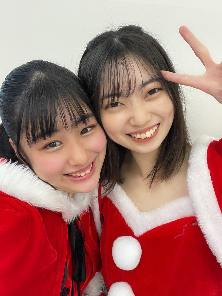 池田凜(りんりん)の画像 KOBerrieS そして、『クリスマスイヴSP撮影会』にお越しくださりありがとうございます！！実はまだ3回目の撮影会📸  すごく緊張しました😳だけど皆さんが温かく見守ってくださり、撮影中もたくさんの嬉しい言葉をかけてくださったのでとても楽しかったです!!頂いたケーキは美味しくいただきます😋#コウベリ https://t.co/uXJWXqCZ7h