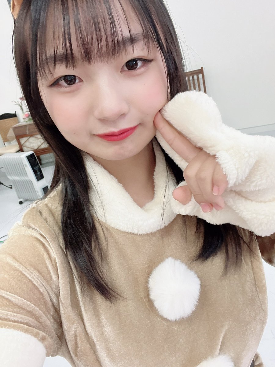 稲村真琴(まこ)の画像 KOBerrieS こんばんはー！🌕本日は『クリスマスイヴSP撮影会📸』にお越しくださりありがとうございます。2回目の撮影会だったんですけどまだ、緊張しちゃってました😝もっと上手にポーズ取れるように頑張っていきます！やっぱり馬車ってテンションあがる！！🫧#コウベリ https://t.co/ia337yorMu