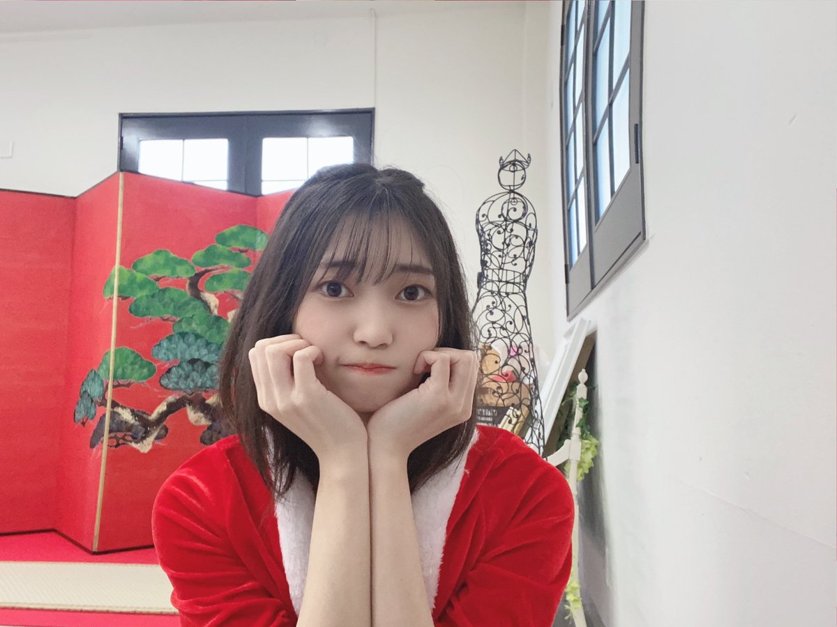 廣瀬未沙(みーちゃん)の画像 KOBerrieS 神朝ライブand撮影会ありがとうございました〜✨クリスマスイブという大切な日をみなさんと1日通して過ごすことができて嬉しかったです🥰🥰ハーフツインのサンタはどうですか〜？？（まだハーフツインいけるかな、笑）ちなみにハーフツインはお揃いでした💚🤍#コウベリ https://t.co/QLOfcAdTyZ