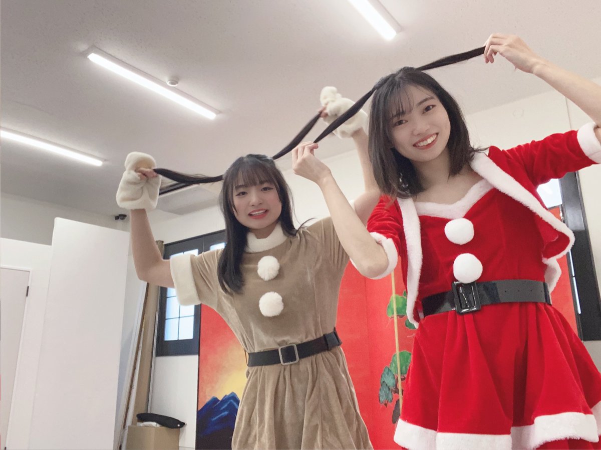 稲村真琴(まこ)の画像 KOBerrieS 神朝ライブand撮影会ありがとうございました〜✨クリスマスイブという大切な日をみなさんと1日通して過ごすことができて嬉しかったです🥰🥰ハーフツインのサンタはどうですか〜？？（まだハーフツインいけるかな、笑）ちなみにハーフツインはお揃いでした💚🤍#コウベリ https://t.co/QLOfcAdTyZ