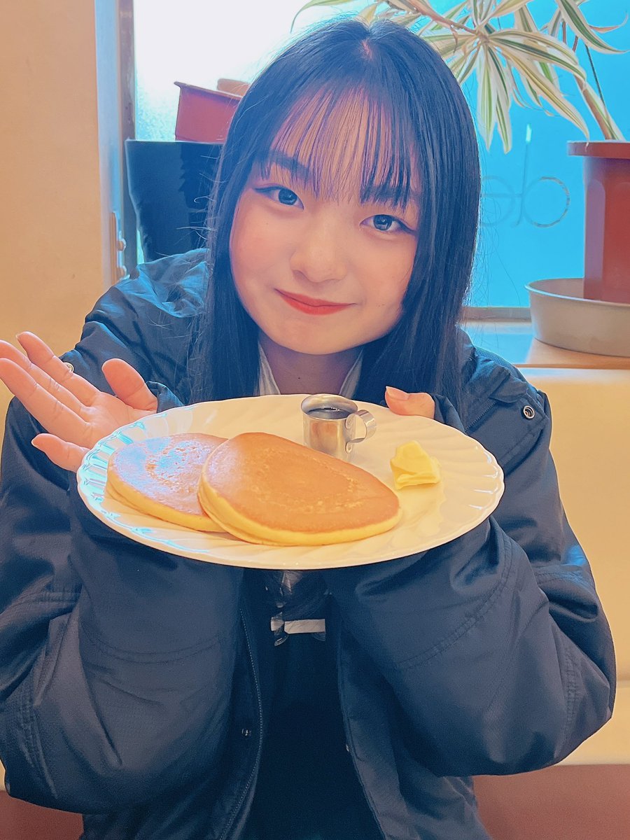 稲村真琴(まこ)の画像 KOBerrieS 昨日は新長田マンスリーサタデーフリーライブにお越しくださりありがとうございました！💚新年初のライブで新たな気持ちで楽しめることができ本当に楽しかったです！🫶そして、声を出してくださったり手拍子をしてくださる方が増えたのかなっと感じとても嬉しい気持ちでいっぱいです！🙌#コウベリ https://t.co/LDXa1UEiqv