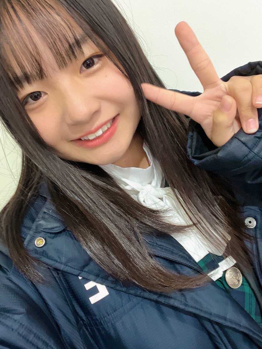 稲村真琴(まこ)の画像 KOBerrieS 昨日は新春SPライブにお越しくださりありがとうございます♪今年初の歌居屋さんで皆さんにお会いすることができ嬉しかったです！💚そして、ひさしぶりに見る曲とかもあり見ていても楽しいなと思えました！🤗LIVEが終わってからの新年会ではメンバーのお正月事情を聞けて楽しかった〜！#コウベリ https://t.co/Hbg5tZ1xet