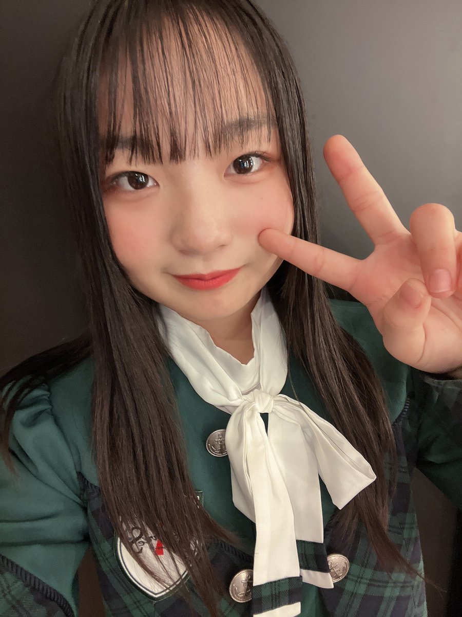 稲村真琴(まこ)の画像 KOBerrieS 本日は『神朝LIVE』にお越しくださりありがとうございます💚今年初の神朝ライブでとても楽しかったです♪最近みんなとじゃんけんできるの楽しくてテンション上がります！😝朝早くに会いにきてくださって嬉しかったです！！#コウベリ https://t.co/kRIWgSaKLd