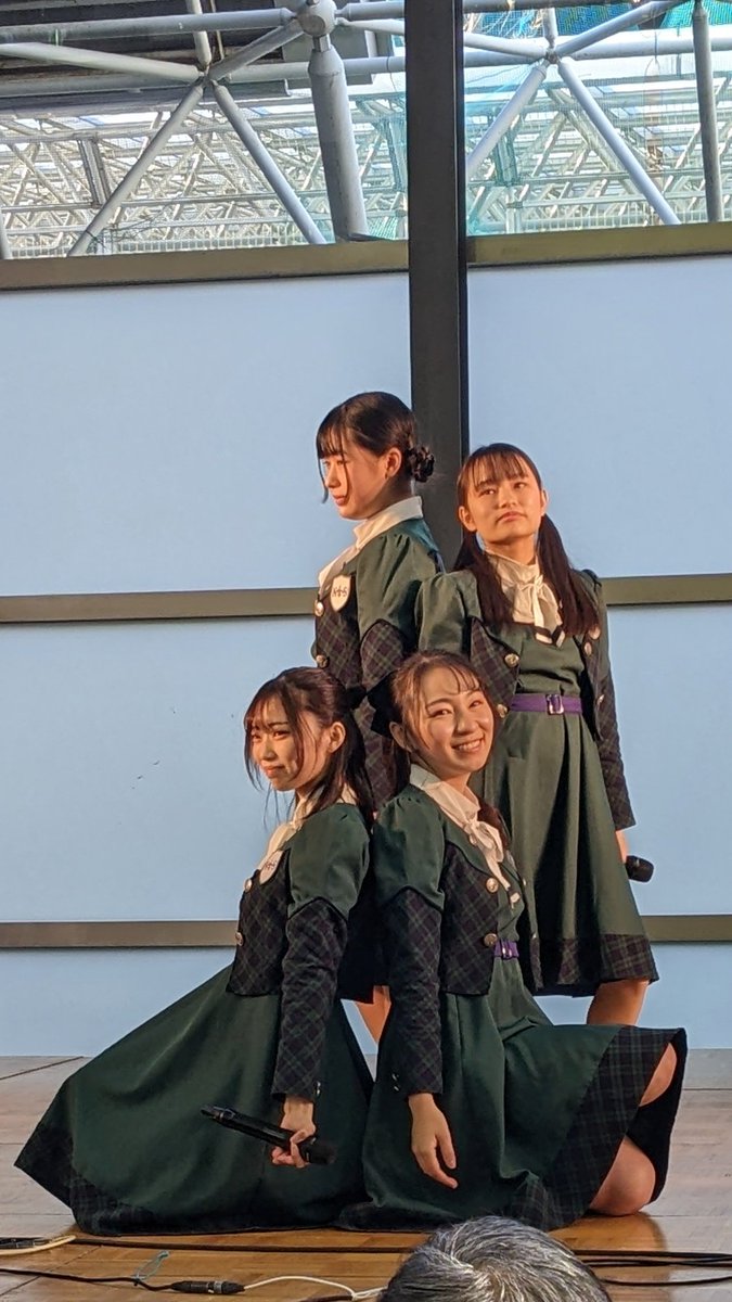 KOBerrieS ＃コウベリ のライブ終わりのTHE ALLEY スペースシアター寒かったから№9 ミルクティー温かくて美味しい https://t.co/XOQRjhTaUd