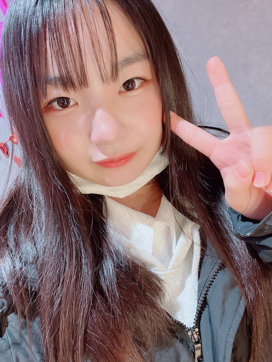 稲村真琴(まこ)の画像 KOBerrieS こんばんはー！今日も１日お疲れ様です！♪今日は放課後りんとダンスの練習をしました！💜教えるのが上手すぎて、できなかったダンスの振り付けができたので嬉しかった！💚メンバーに追いつけるように頑張る！🧡🤍💛今日も家帰ってから練習頑張ります！#コウベリ https://t.co/mk4U0jSviW
