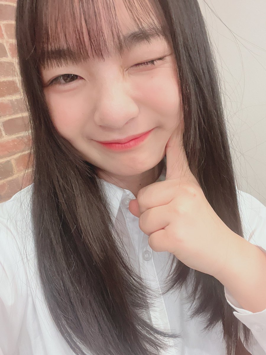 稲村真琴(まこ)の画像 KOBerrieS こんばんは！今からバレンタインのチョコ作っていきます！🍫去年は塩と砂糖間違えてちちに毒味してもらってほんまの毒味にしちゃったけど砂糖を使うやつは作らんから間違えない！笑料理好きやけどお菓子作りはできません笑よし！頑張ってきます〜！#コウベリ https://t.co/osuhP5uE03