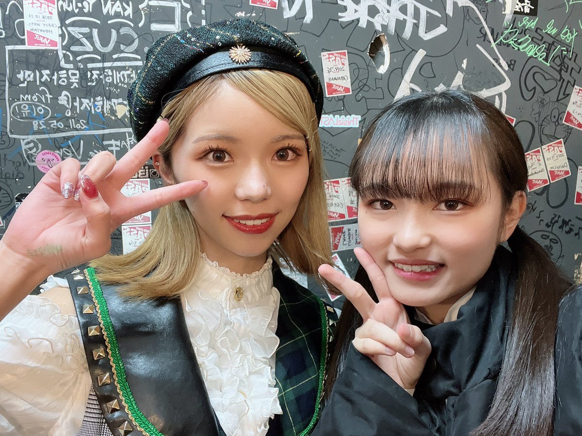 KOBerrieS こんにちは！『グッとJOINT PARTY』にお越し下さりありがとうございました！！✨️お久しぶりの方や、はじめましての方と沢山お話出来て嬉しかったです！⸜🙌🏻⸝‍ポートタワーでコラボさせて頂いたグットクルーの一ノ瀬りのさんと、天羽さらさんとお写真撮って頂きました！💕#コウベリ https://t.co/J39sPsTmx7
