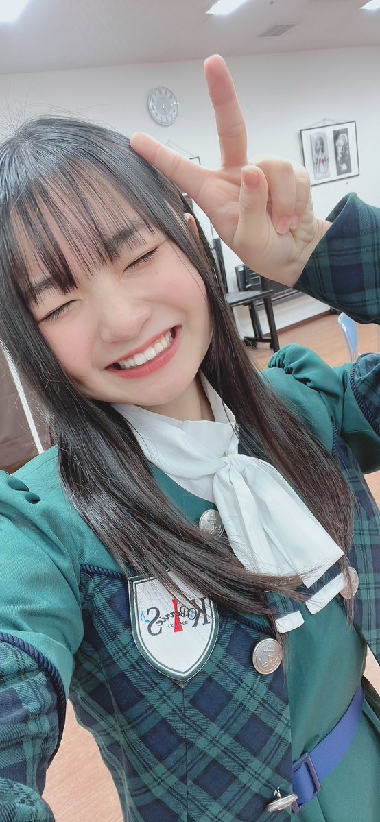 稲村真琴(まこ)の画像 KOBerrieS こんばんは！！テストが昨日から始まった💦明日は苦手教科が2限連続やから勉強頑張る！💪本当に教えていただきたい🥺🥺もう目がしょぼしょぼしてきた💤💤💤目が覚めるいい案ないですかー??#コウベリ https://t.co/lg390trumh