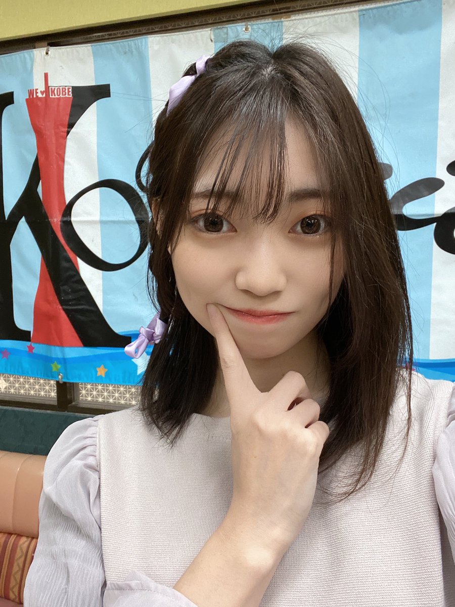 KOBerrieS おはようございます〜🤍大学の1限に行く時間くらいの電車に乗っているのですがめちゃ眠い🥱春休みが終わる頃にはちゃんと規則正しく起きないとです、、今日もみなさん自分のペースで頑張っていきましょう〜！！！#コウベリ https://t.co/INBOltpnoh