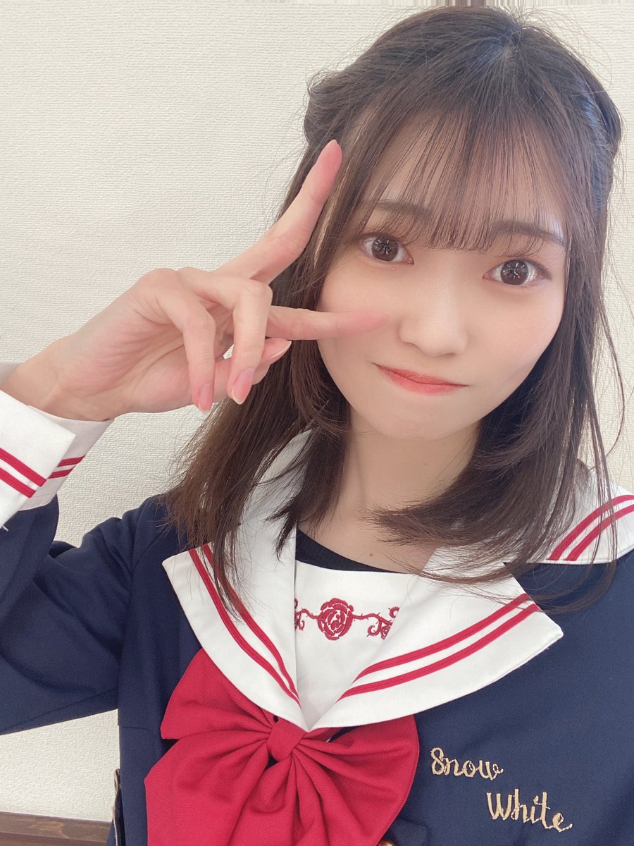 KOBerrieS コウベリ学園春のひなまつりSPありがとうございました〜✨本日は今までとはまた違うコウベリ学園になり、あっという間に時間が過ぎたように感じます！そして多くの方が来て下さってすごく嬉しかったです🫶個人的には私の幼少期の写真分かってもらいたかったかな😑😑💭笑#コウベリ https://t.co/TBSsMrt6Qi