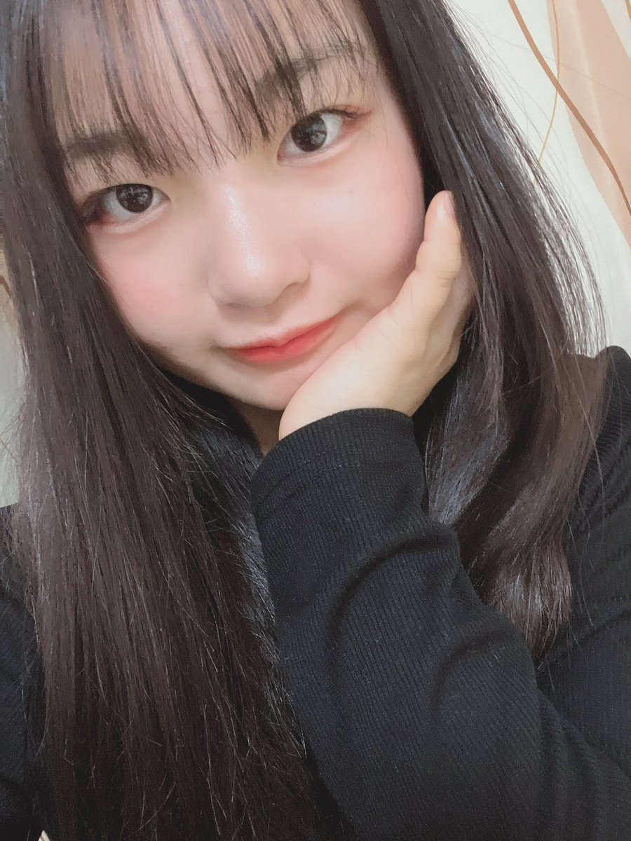 稲村真琴(まこ)の画像 KOBerrieS おはようございまーす！🌞今日は曇りみたいだけどまこの心は晴れ☀️✨いつも以上にみんなに会えるのを楽しみにしてます♪今日はボーリング🎳前よりも上手にできることを願って昨日は寝ました🫧だからきっと上手にできるはず〜！成長した姿を見てほしい👀是非一緒に楽しみましょー🫶🏻#コウベリ https://t.co/7AA6wxrlOI