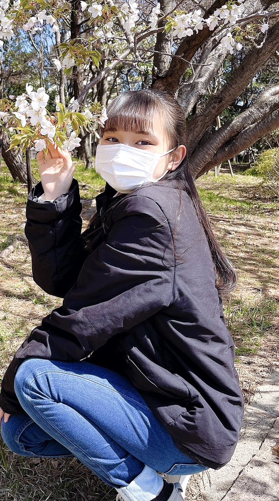 城尾ちゅら(ちゅららん)の画像 KOBerrieS <2023.04.01>『コウベリと一緒にお花見』若松公園（鉄人広場横）14:00〜ご予約はこちらから↓koberries.ohanami@gmail.comお花見イベントです！！！⸜🙌🏻⸝‍そしてなんとこの日から未沙さんが復帰！おかえりなさいー！！☀️皆さんとお花見出来るのを楽しみにあと2日過ごします☺️💕#コウベリ https://t.co/6At2A2HMHV