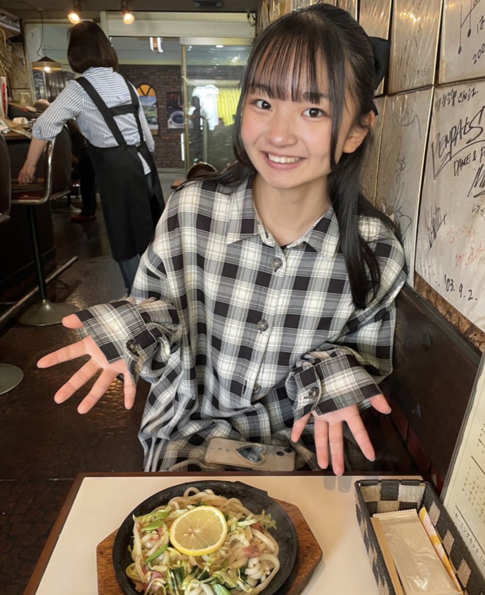 稲村真琴(まこ)の画像 KOBerrieS 今日はりんと