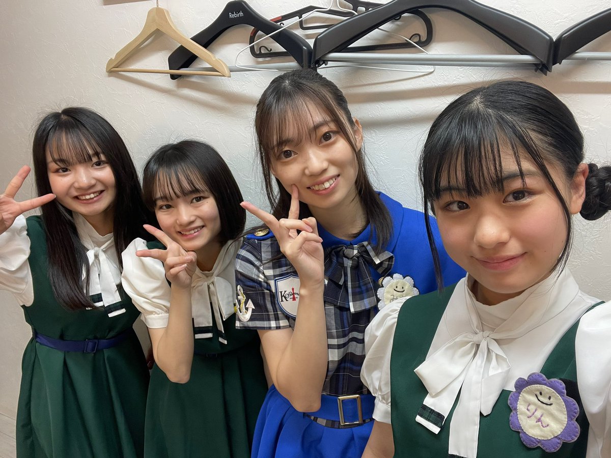 KOBerrieS 『廣瀬未沙プロデュース 神朝LIVE』にお越しくださりありがとうございました！！ピンチヒッターとして優莉さんが出演してくださりました❤️10周年ライブぶりに同じステージに立ててすごく嬉しかったです😳🫶実は名札はりんが作らせて頂きました!!メンバーが喜んでくれて良かったです🫧#コウベリ https://t.co/OyVVsO23gb